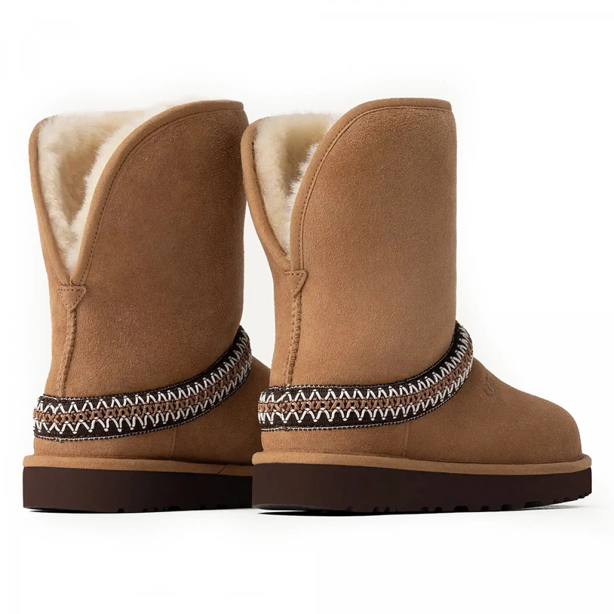 UGG Classic Short Crescent Chestnut — фото 3