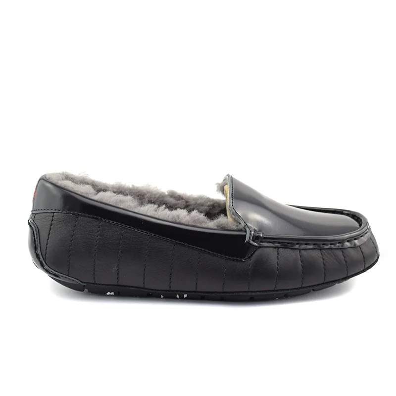 UGG Ansley Star Wars Black