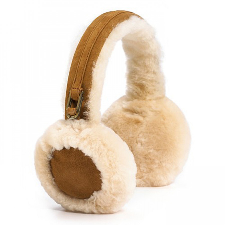 UGG Earmuff Chestnut в цвете Каштановый