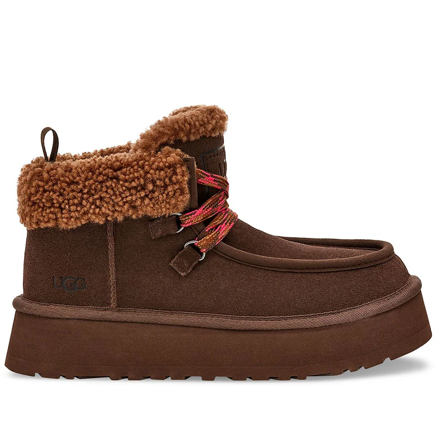 UGG Funkarra Cabin Cuff Burnt Cedar в цвете Шоколадный