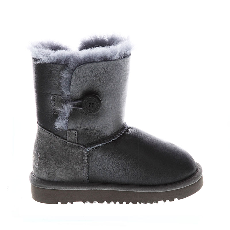 UGG Kids Bailey Button Metallic Grey в цвете Серый
