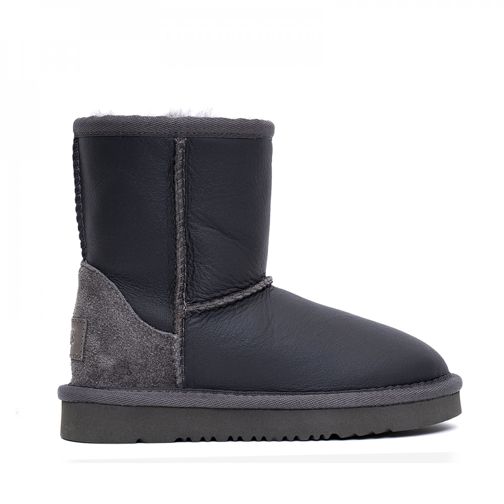 UGG Kids Classic Short Metallic Grey в цвете Серый