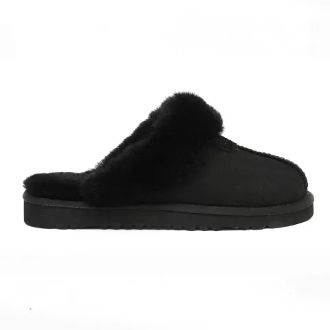 UGG Slippers Scufette Black